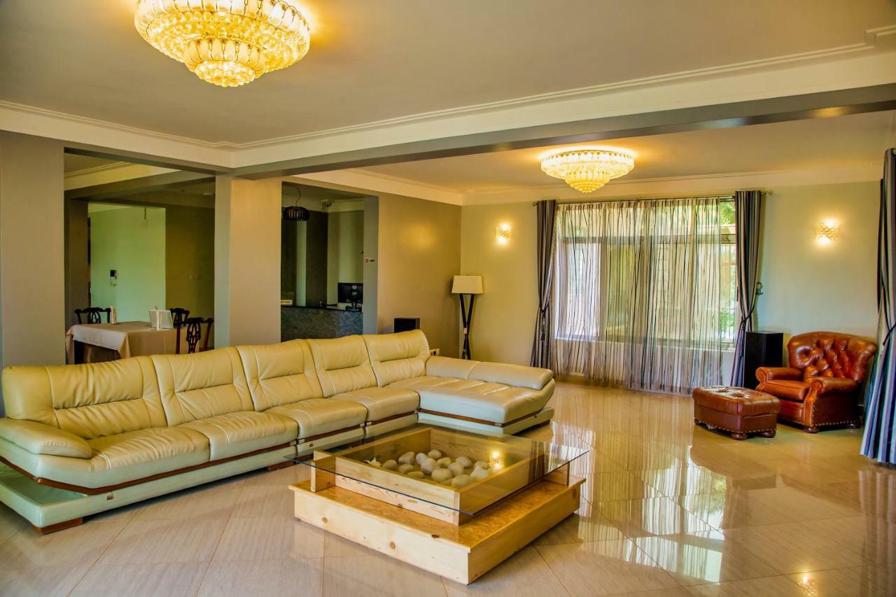 Lakepoint Villa Entebbe Esterno foto