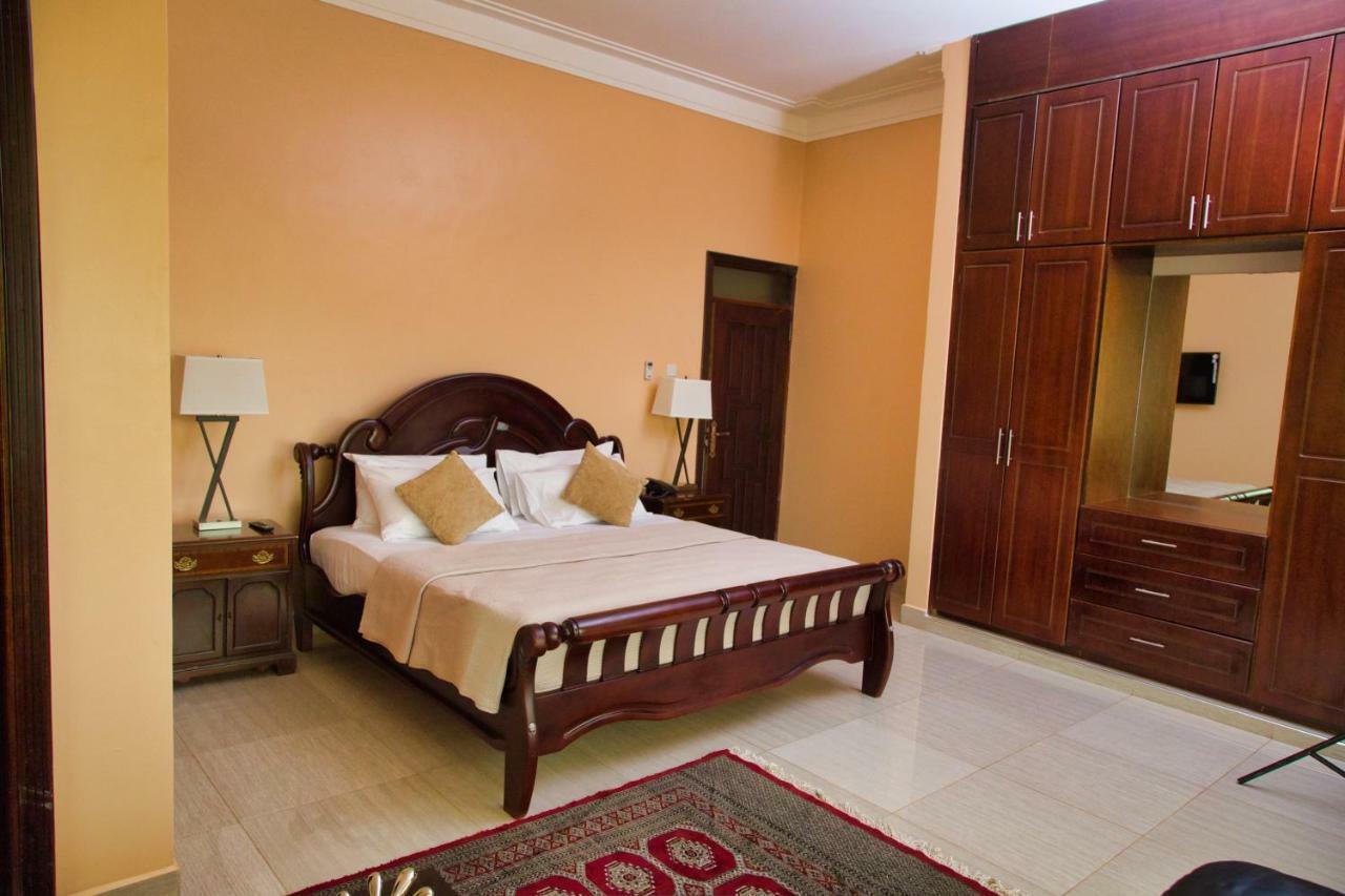 Lakepoint Villa Entebbe Esterno foto